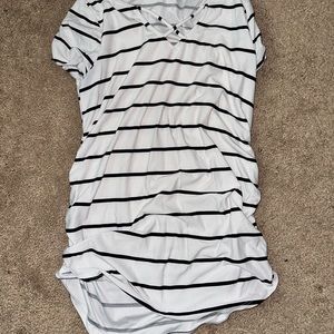 Stripped maternity shirt